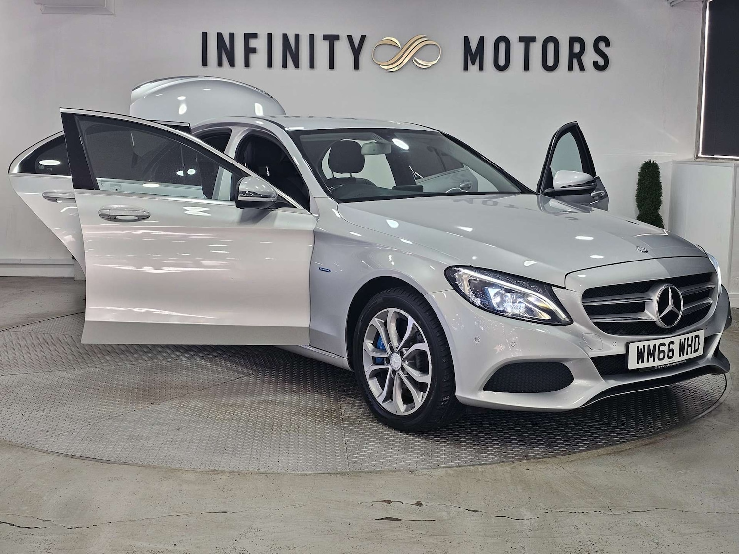 Used Mercedes-Benz C Class 2016 for sale - 77026742: Photo 43