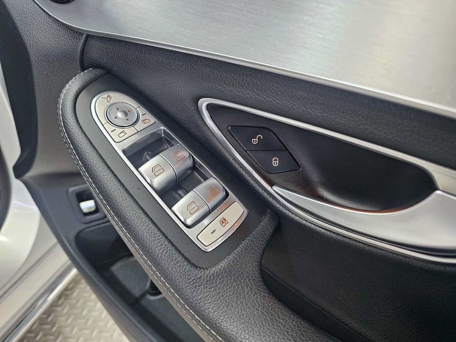 Used Mercedes-Benz C Class 2016 for sale - 77026742: Photo 54