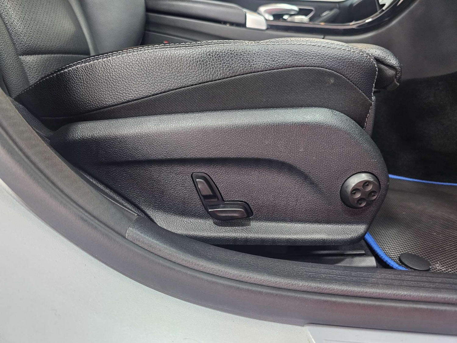 Used Mercedes-Benz C Class 2016 for sale - 77026742: Photo 56