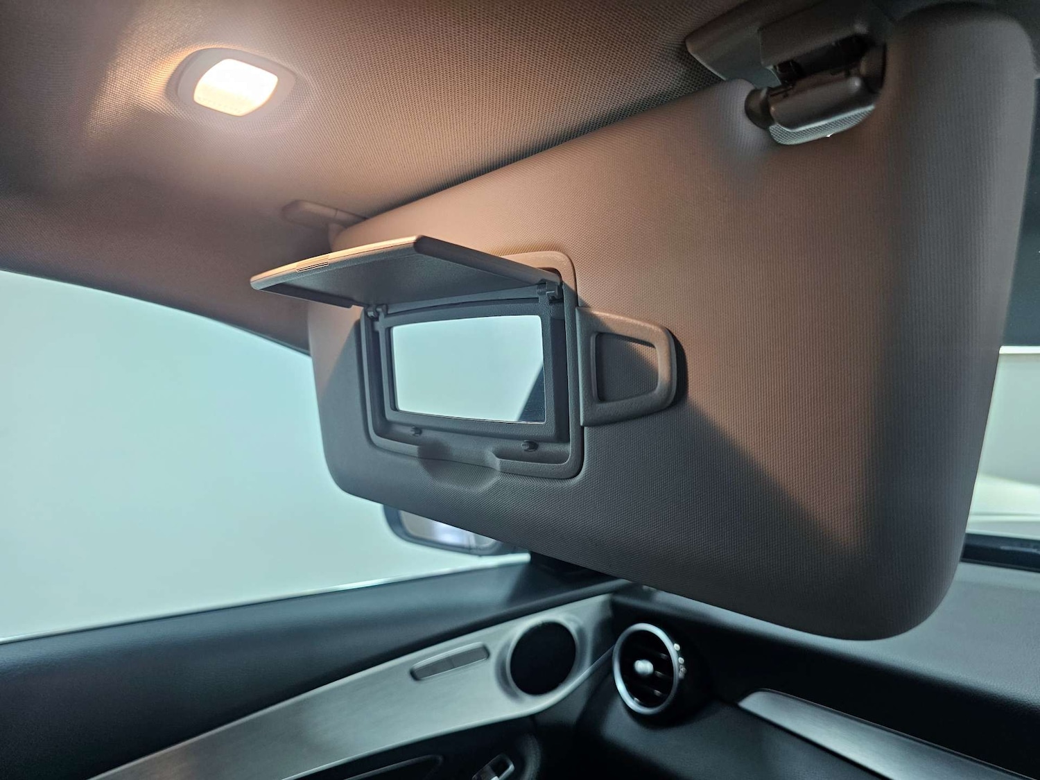 Used Mercedes-Benz C Class 2016 for sale - 77026742: Photo 75