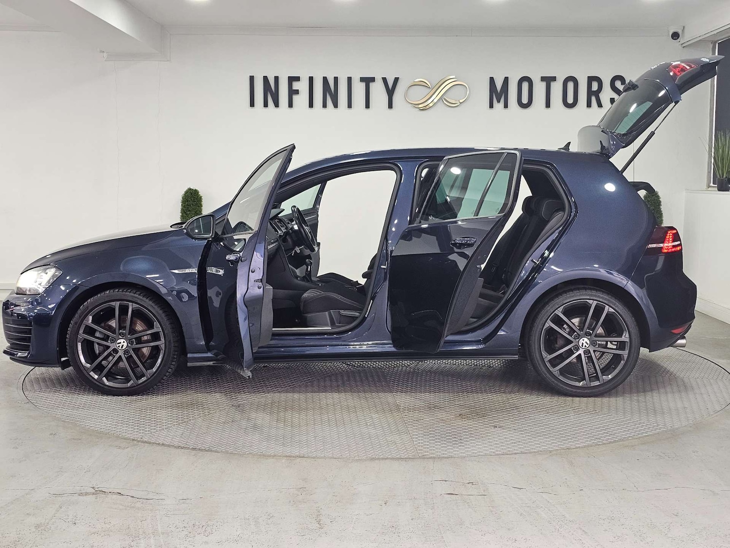 Used Volkswagen Golf 2014 for sale - 77638757: Photo 44