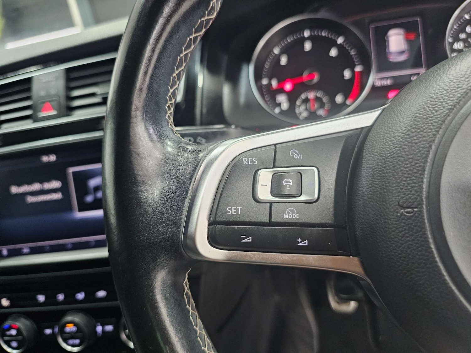 Used Volkswagen Golf 2014 for sale - 77638757: Photo 53