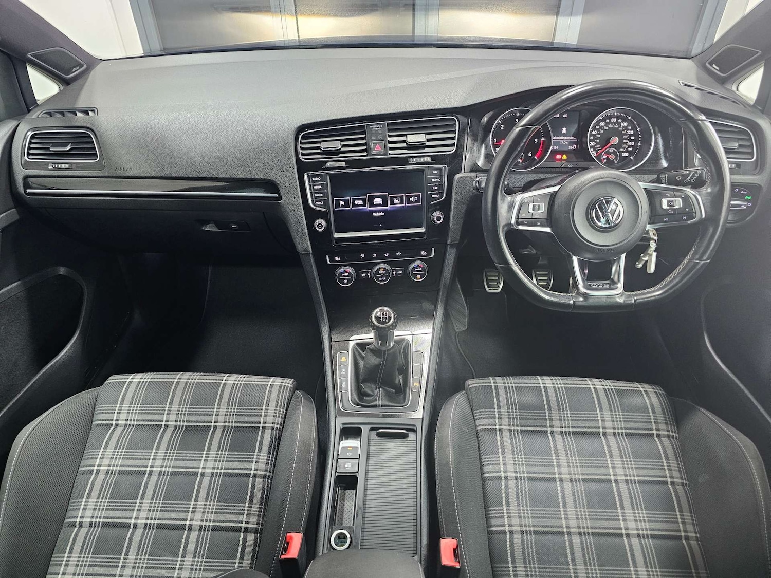 Used Volkswagen Golf 2014 for sale - 77638757: Photo 80