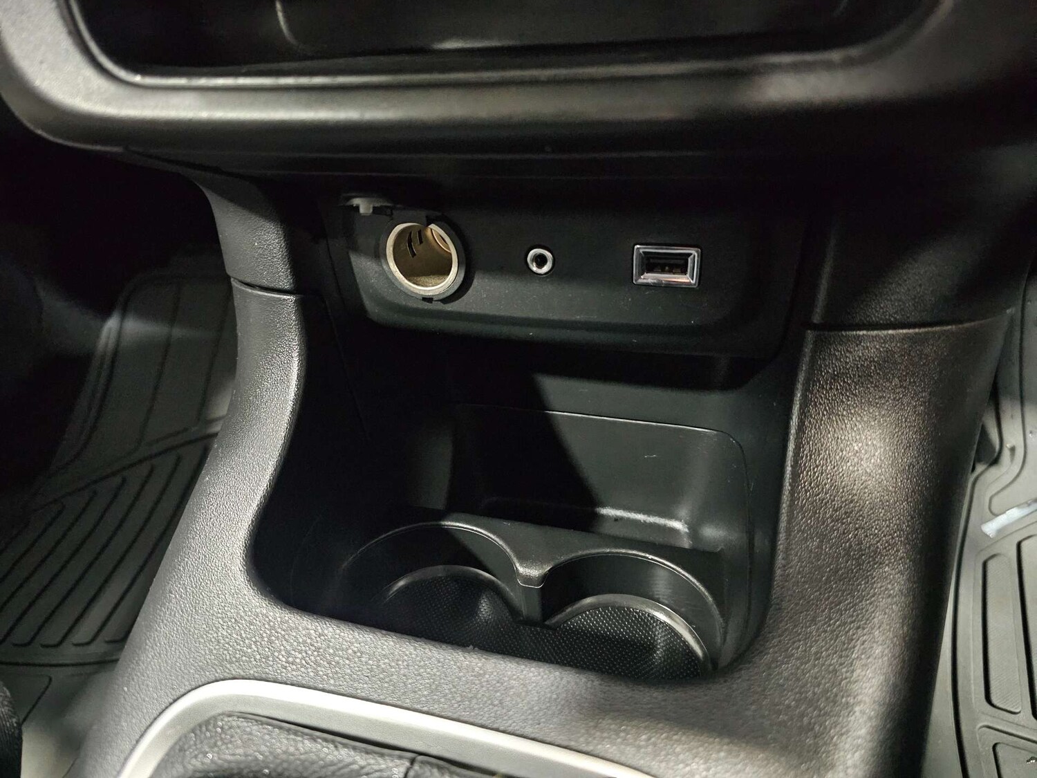 Used Citroen C3 2018 for sale - 77408945: Photo 64