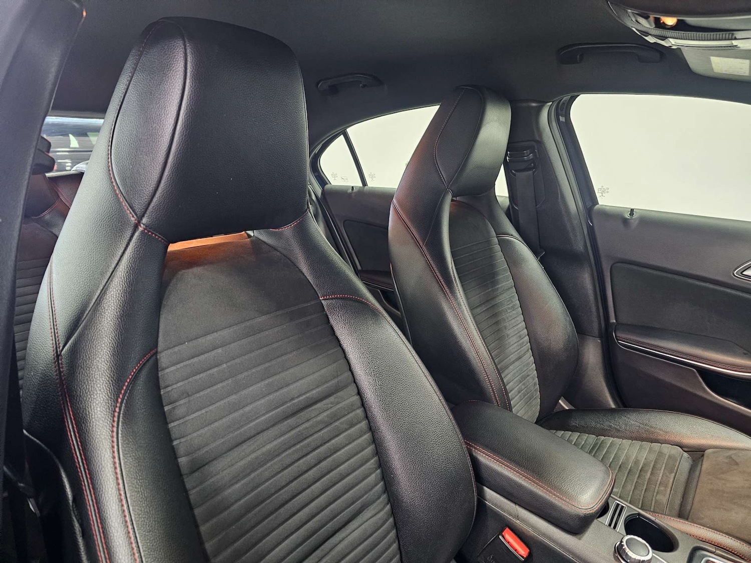 Used Mercedes-Benz A-Class 2018 for sale - 77326155: Photo 38