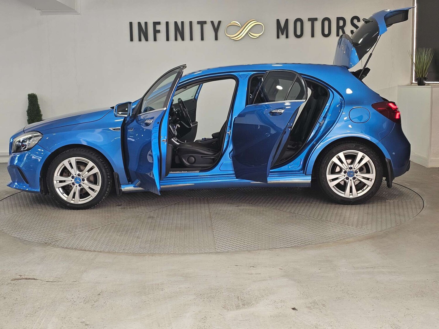 Used Mercedes-Benz A-Class 2016 for sale - 76972315: Photo 48