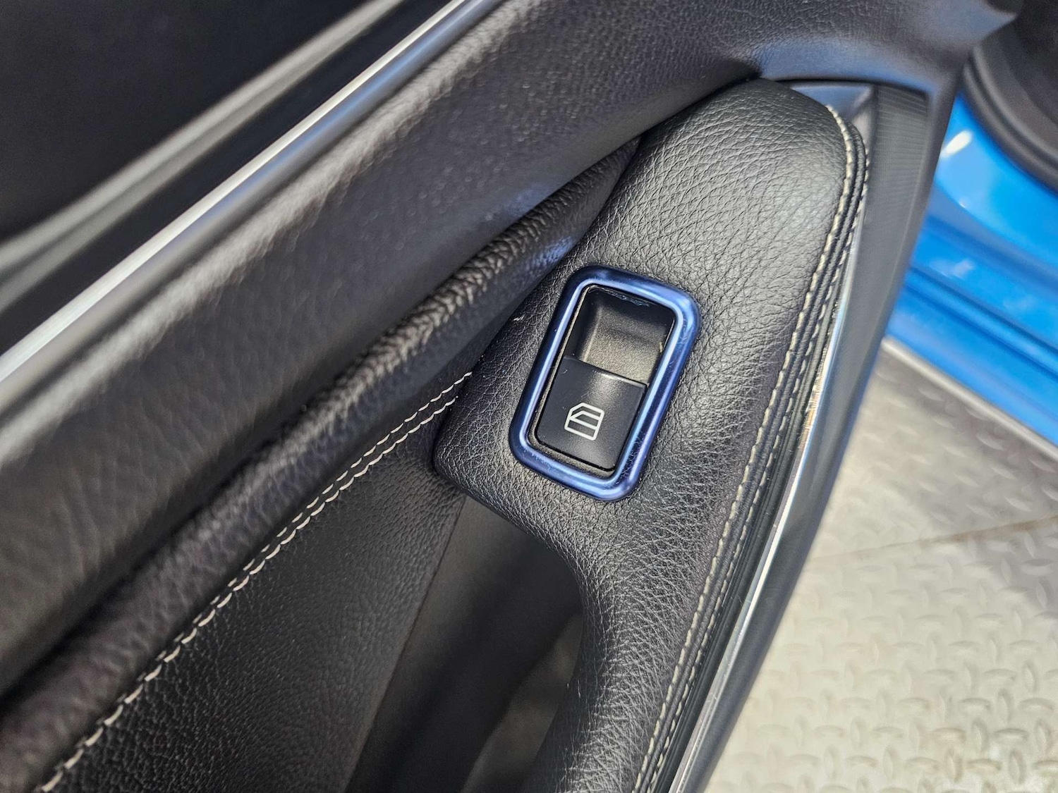 Used Mercedes-Benz A-Class 2016 for sale - 76972315: Photo 98