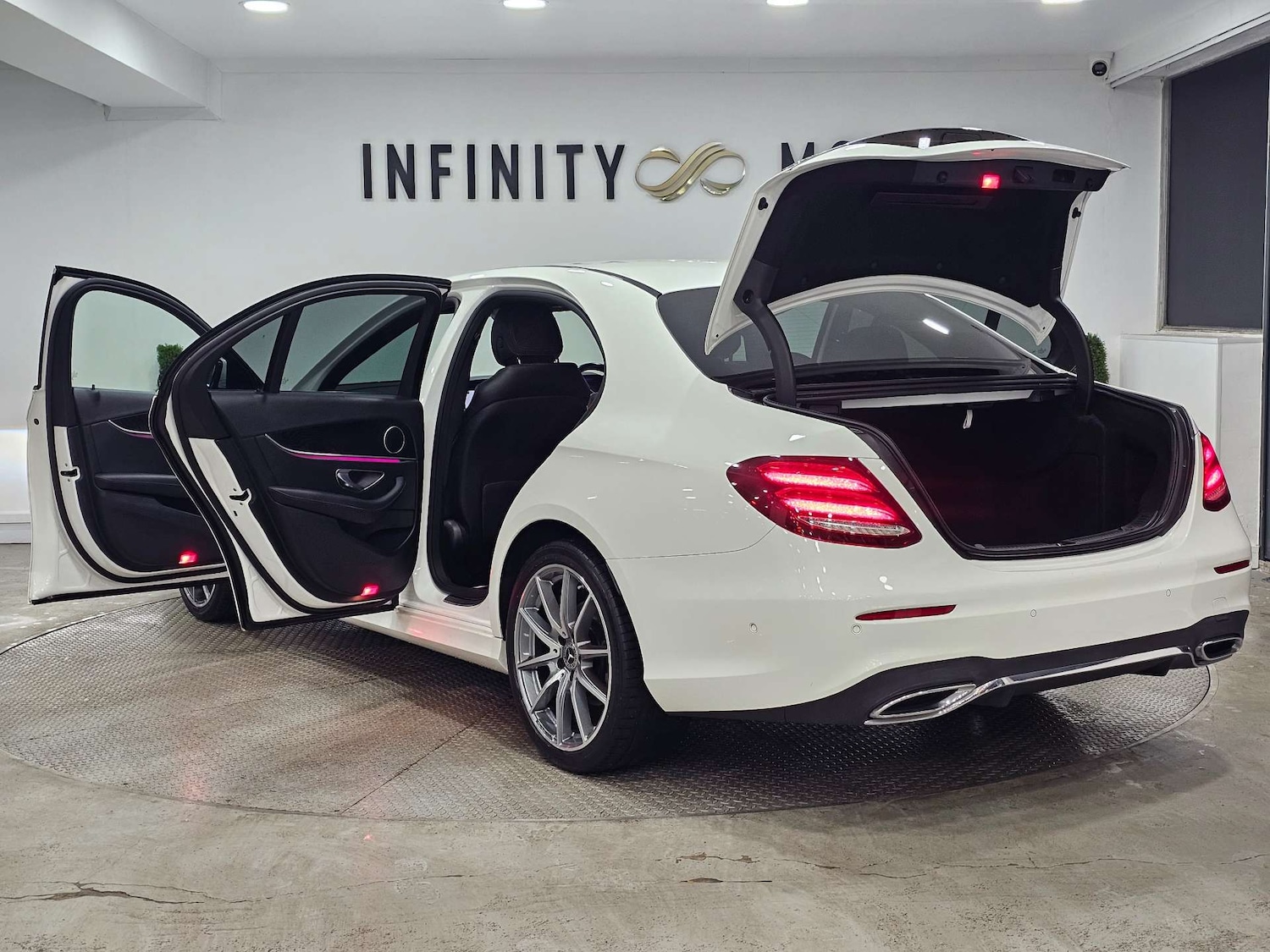 Used Mercedes-Benz E Class 2019 for sale - 77065399: Photo 48