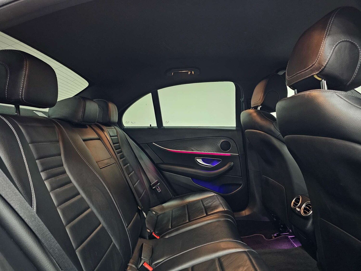 Used Mercedes-Benz E Class 2019 for sale - 77065399: Photo 84