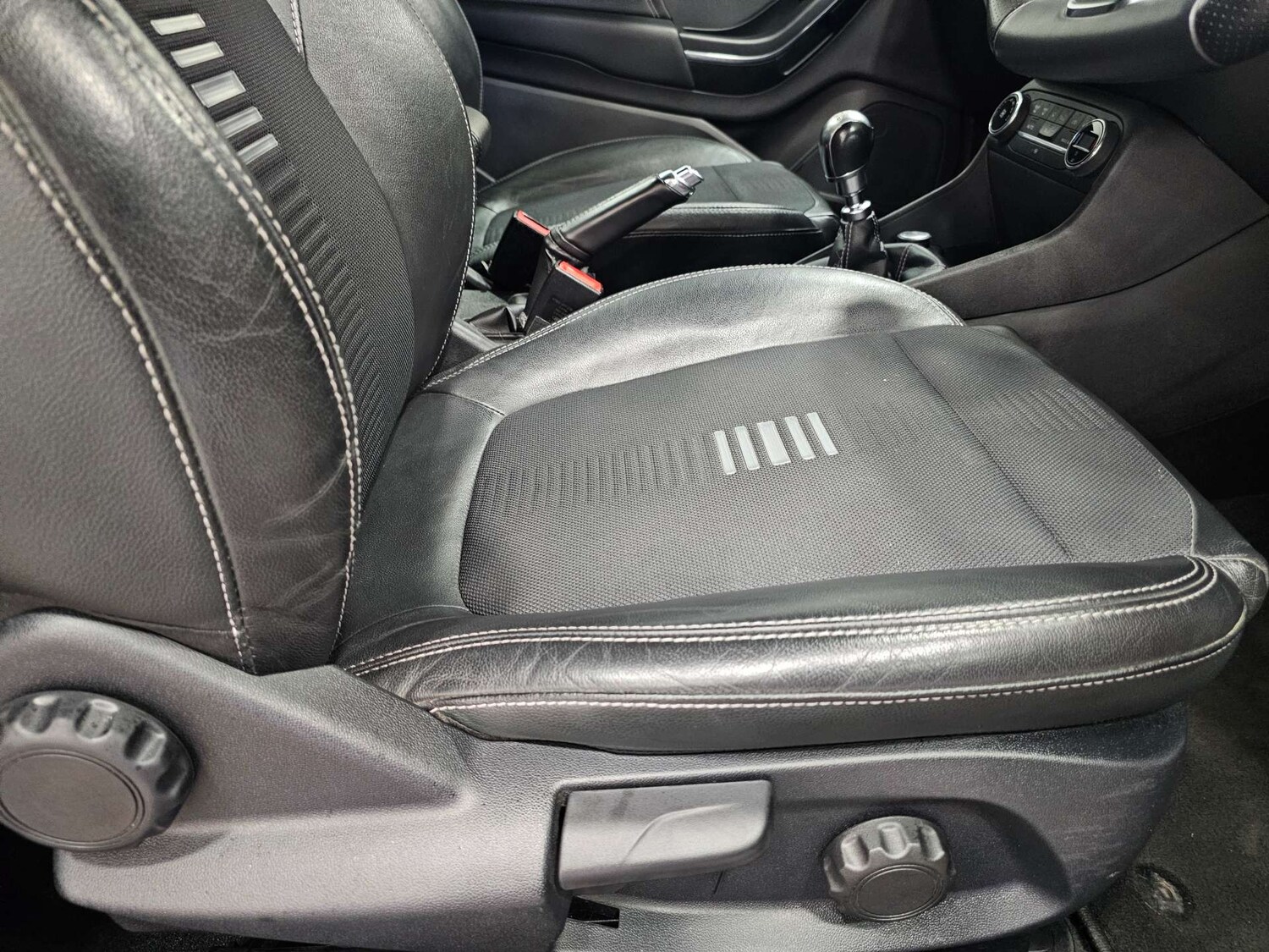 Used Ford Fiesta 2019 for sale - 77590559: Photo 66