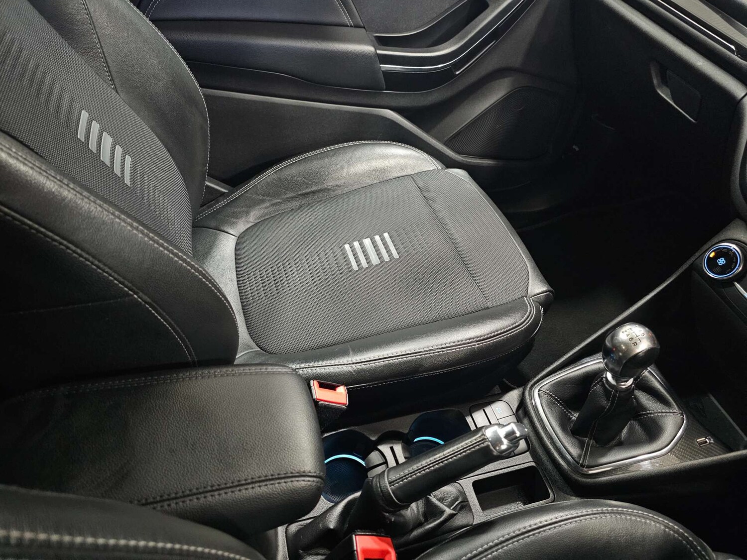 Used Ford Fiesta 2019 for sale - 77590559: Photo 69