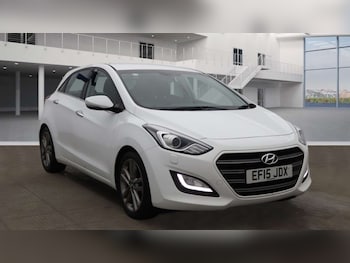 Used Hyundai i30 2015 for sale - 76972320: Photo