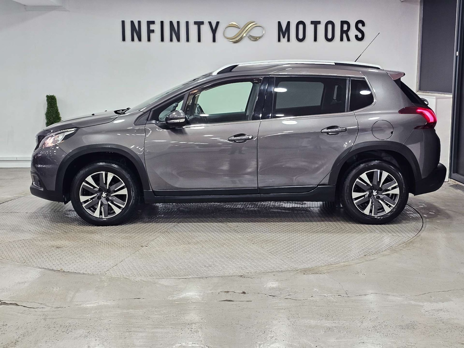 Used Peugeot 2008 2018 for sale - 76972461: Photo 33