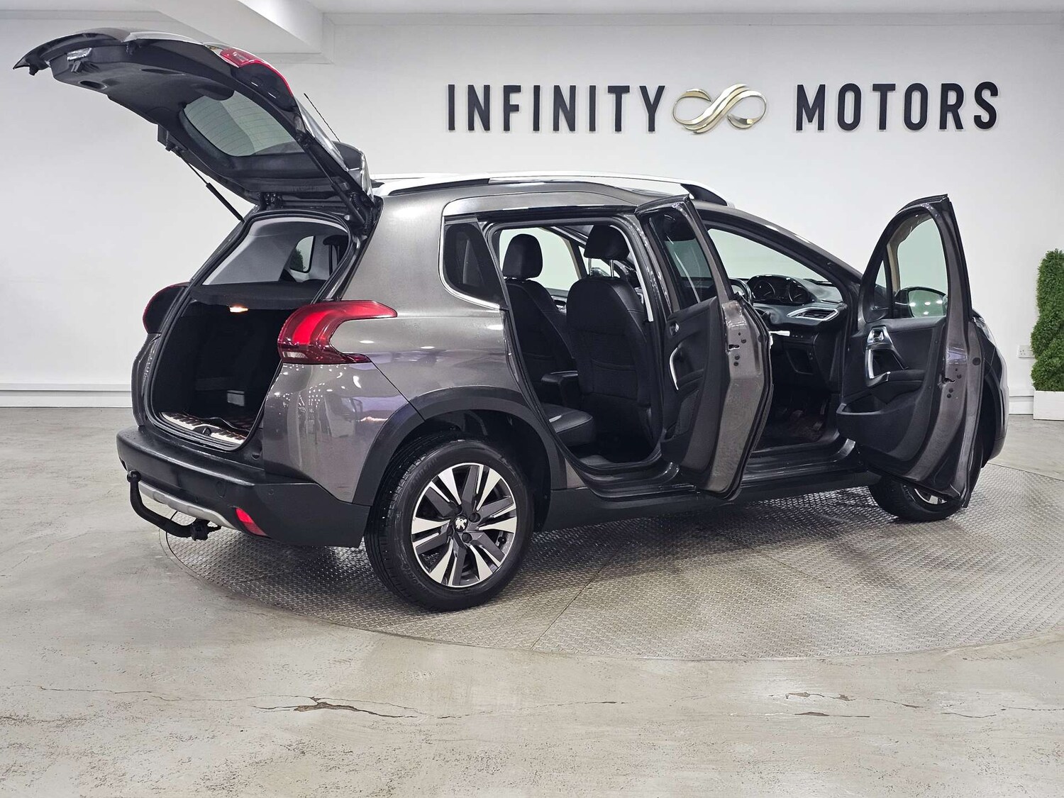 Used Peugeot 2008 2018 for sale - 76972461: Photo 43