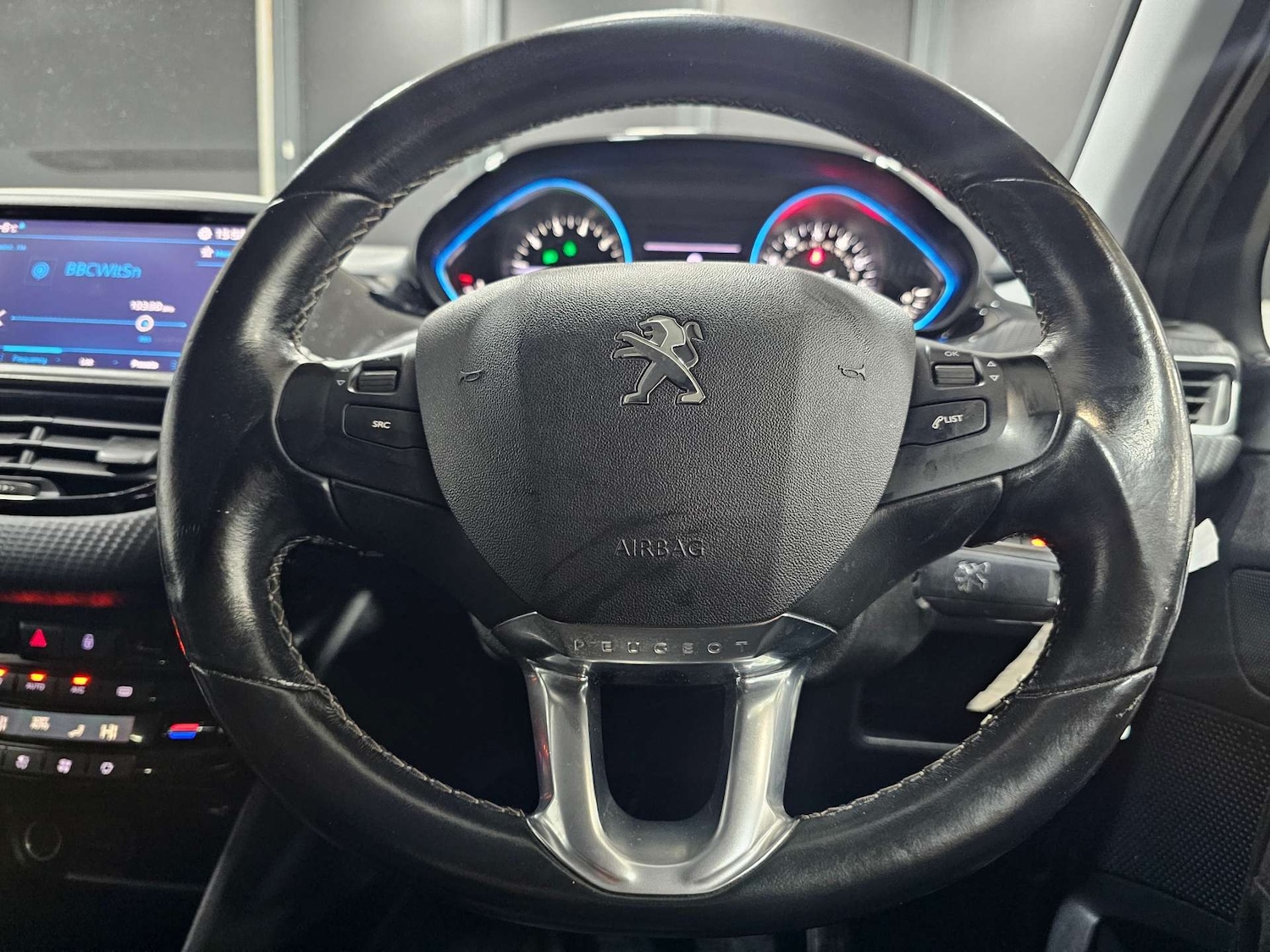 Used Peugeot 2008 2018 for sale - 76972461: Photo 5