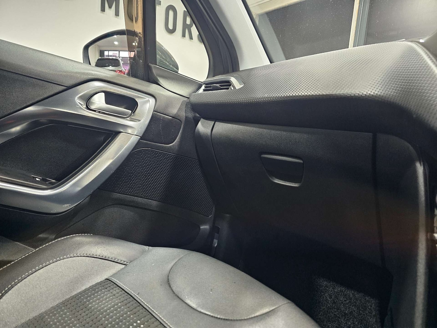 Used Peugeot 2008 2018 for sale - 76972461: Photo 69