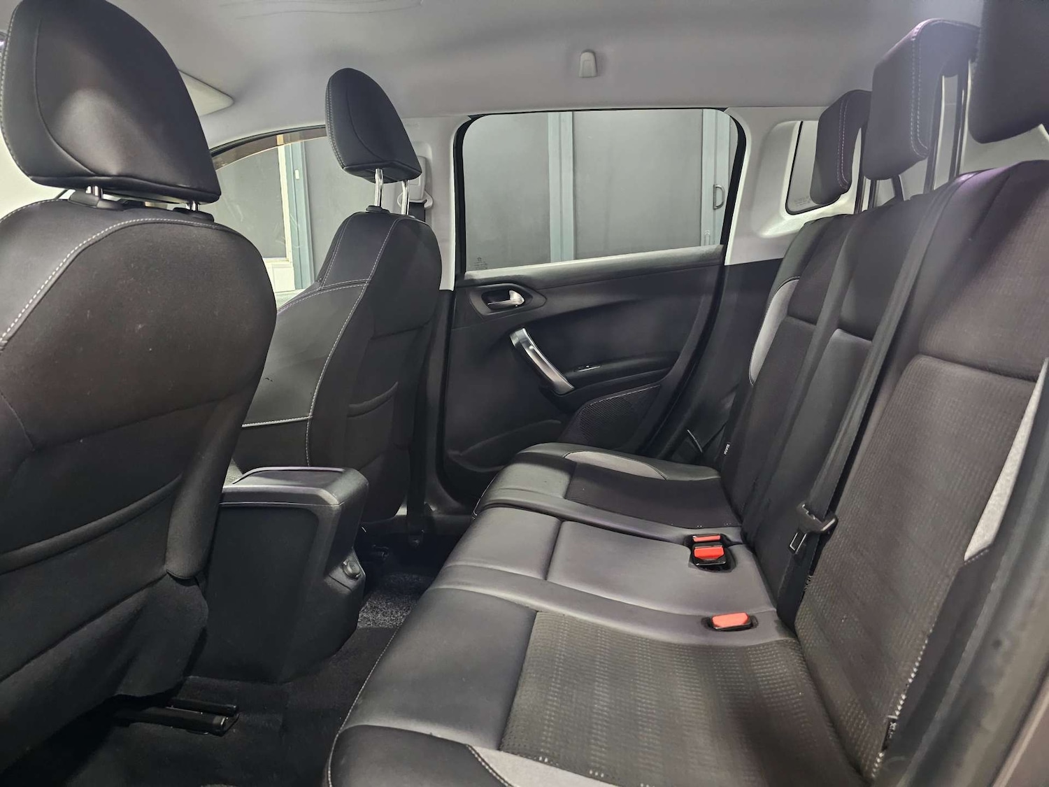 Used Peugeot 2008 2018 for sale - 76972461: Photo 77