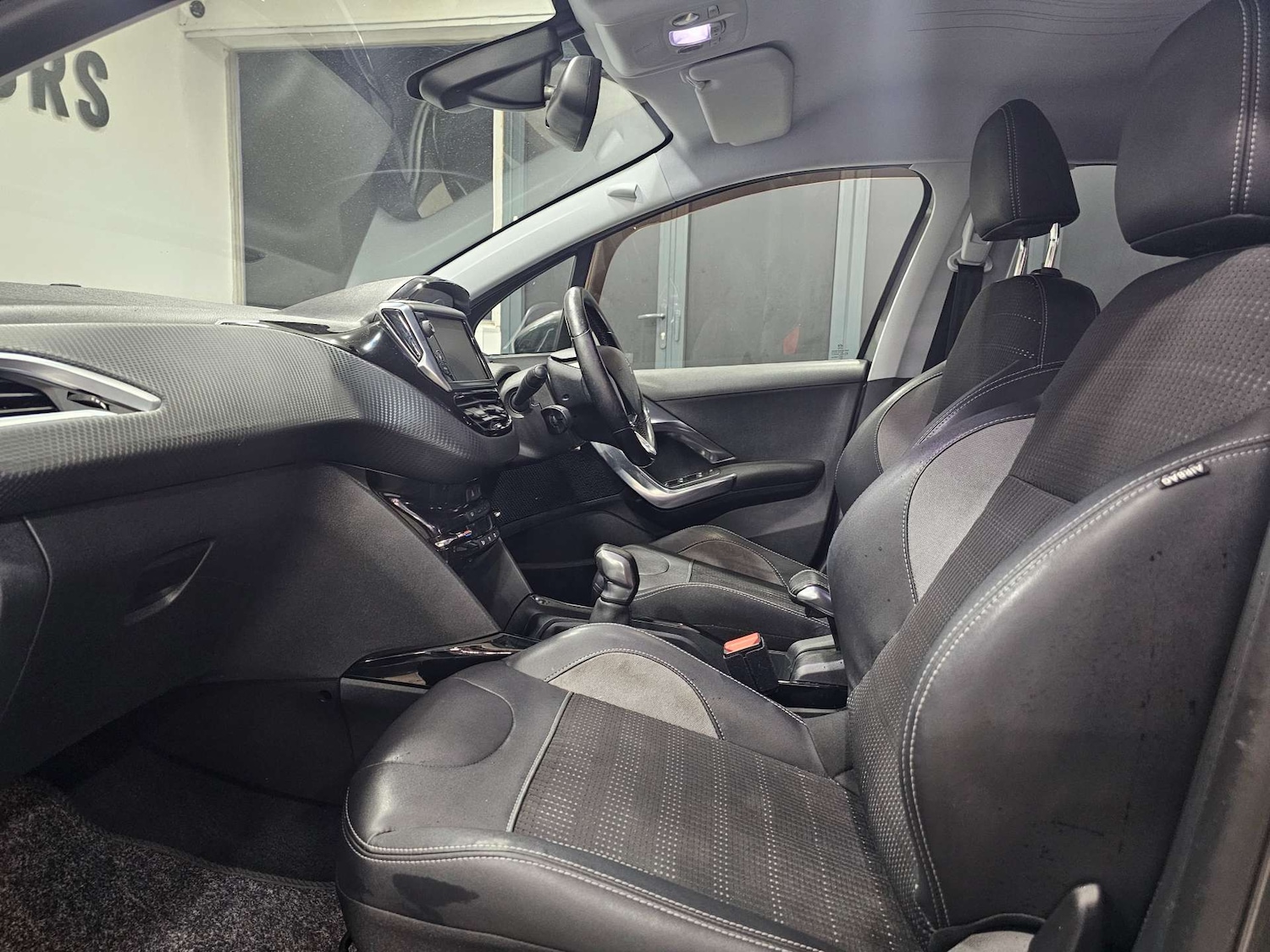 Used Peugeot 2008 2018 for sale - 76972461: Photo 81