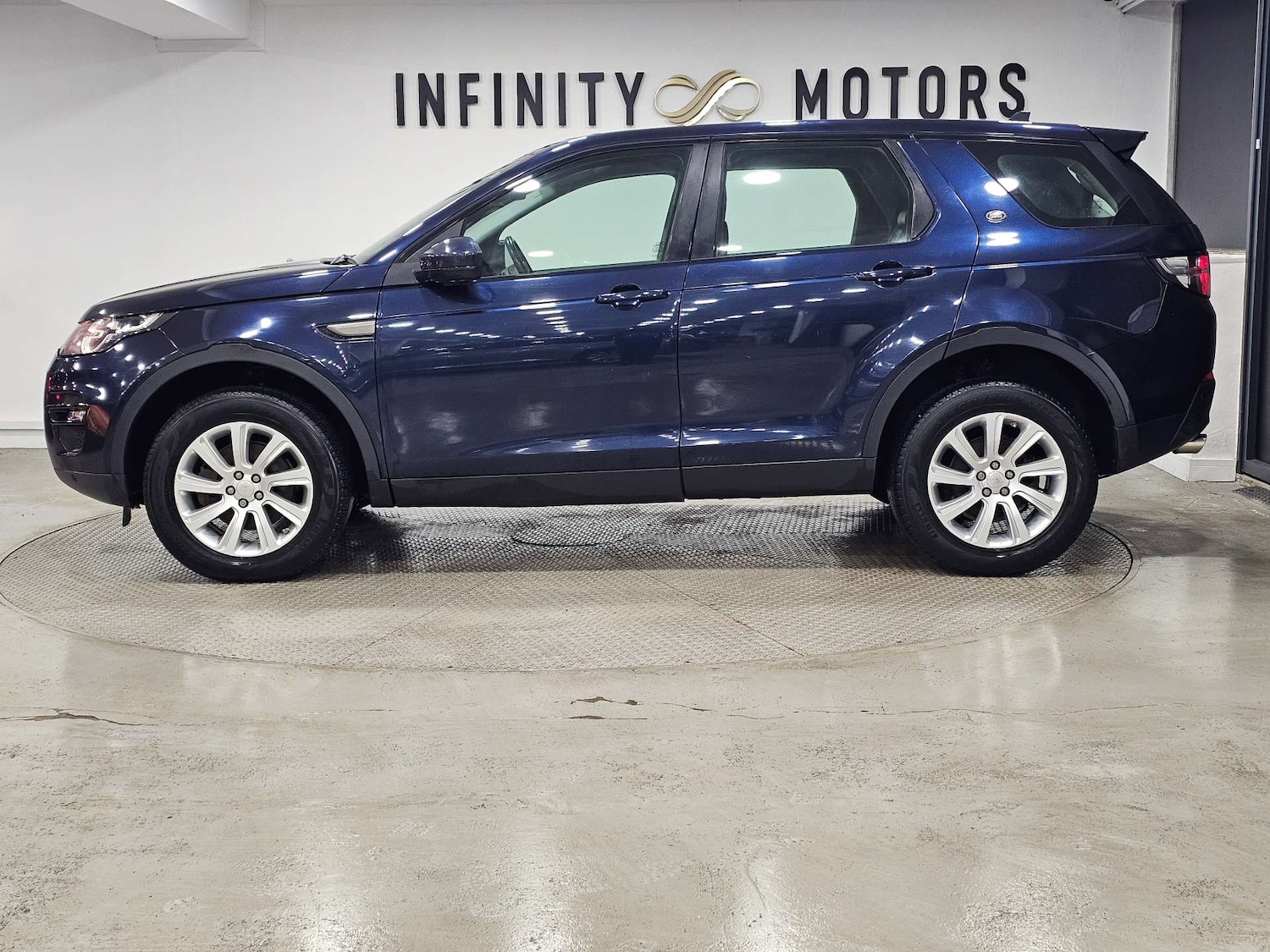 Used Land Rover Discovery Sport 2015 for sale - 77073394: Photo 19