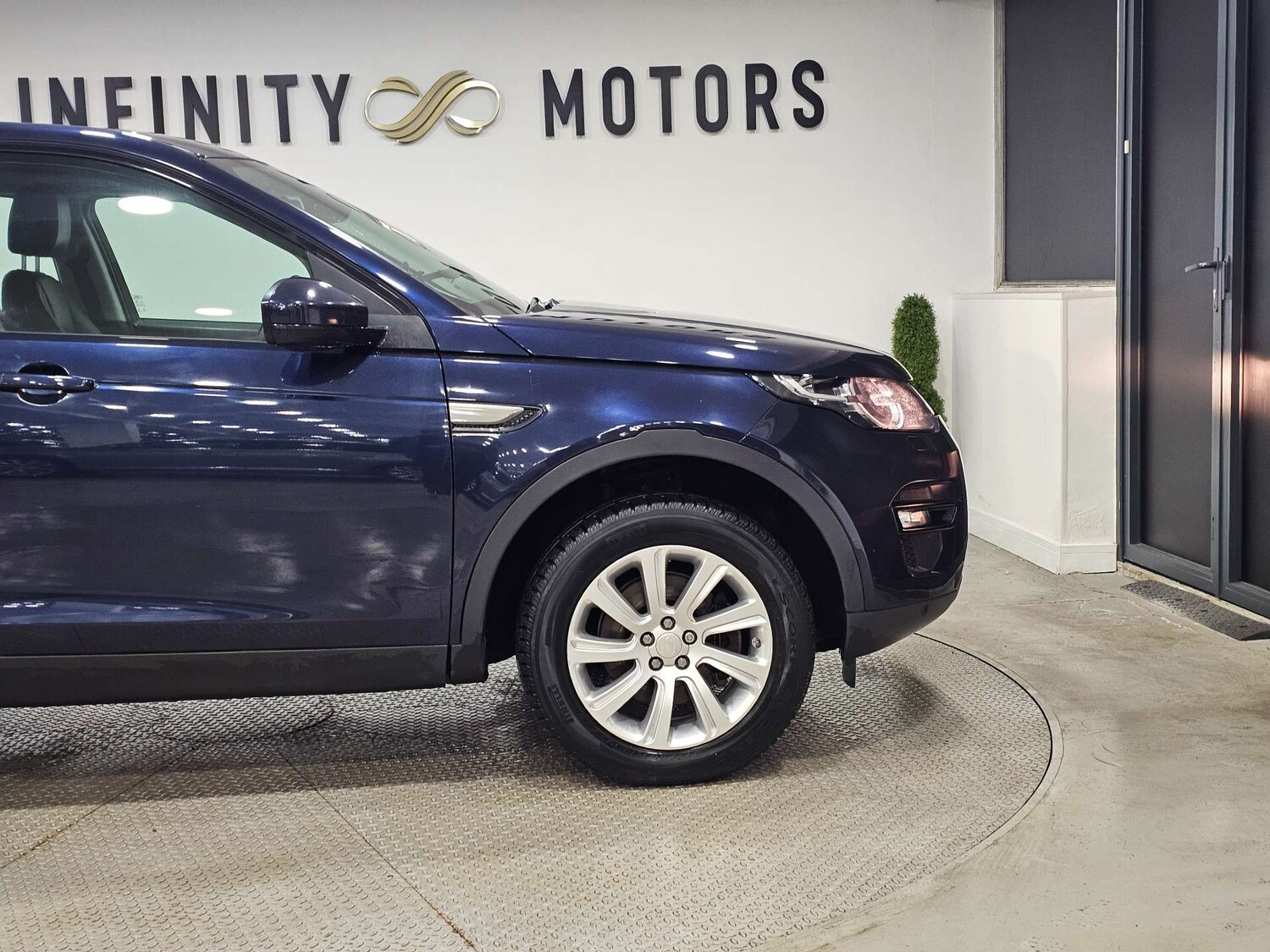 Used Land Rover Discovery Sport 2015 for sale - 77073394: Photo 35
