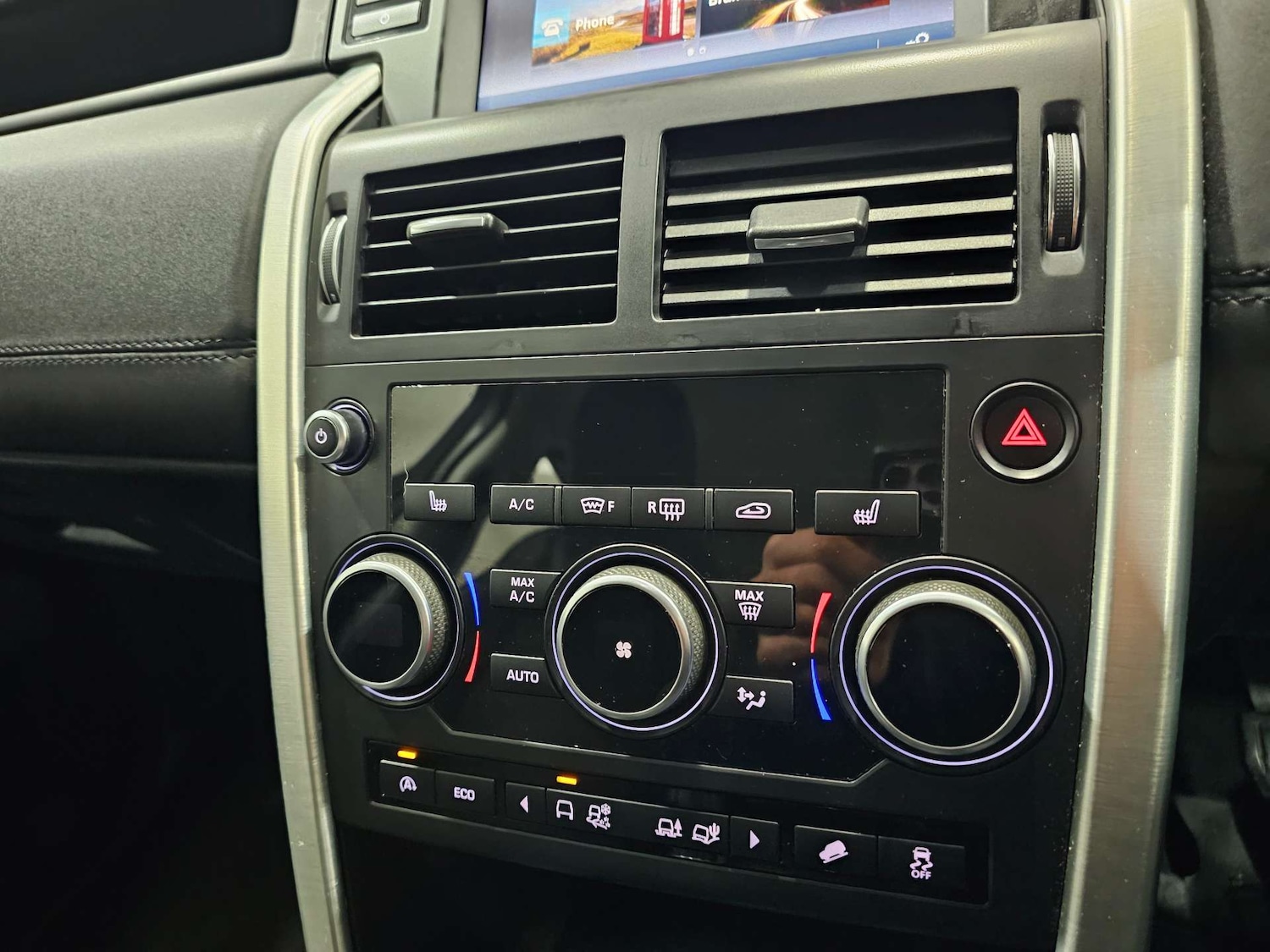 Used Land Rover Discovery Sport 2015 for sale - 77073394: Photo 69