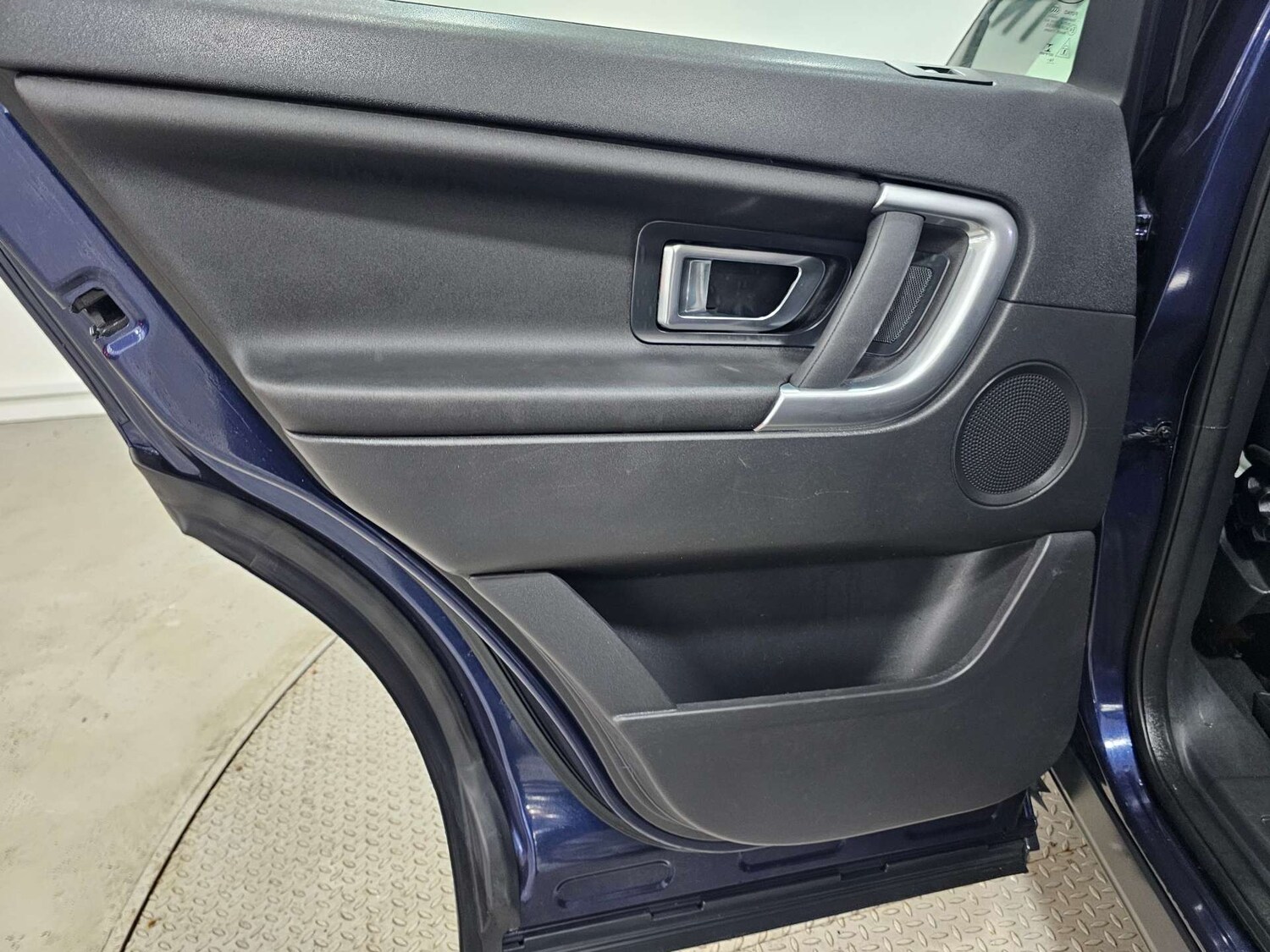 Used Land Rover Discovery Sport 2015 for sale - 77073394: Photo 86