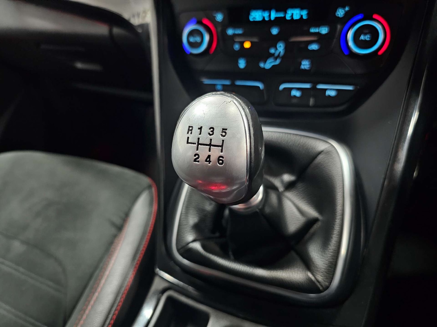 Used Ford Kuga 2018 for sale - 76972364: Photo 22