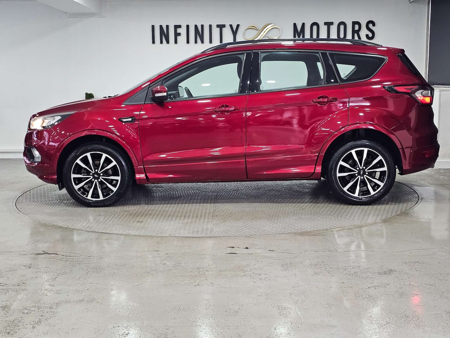 Used Ford Kuga 2018 for sale - 76972364: Photo 38