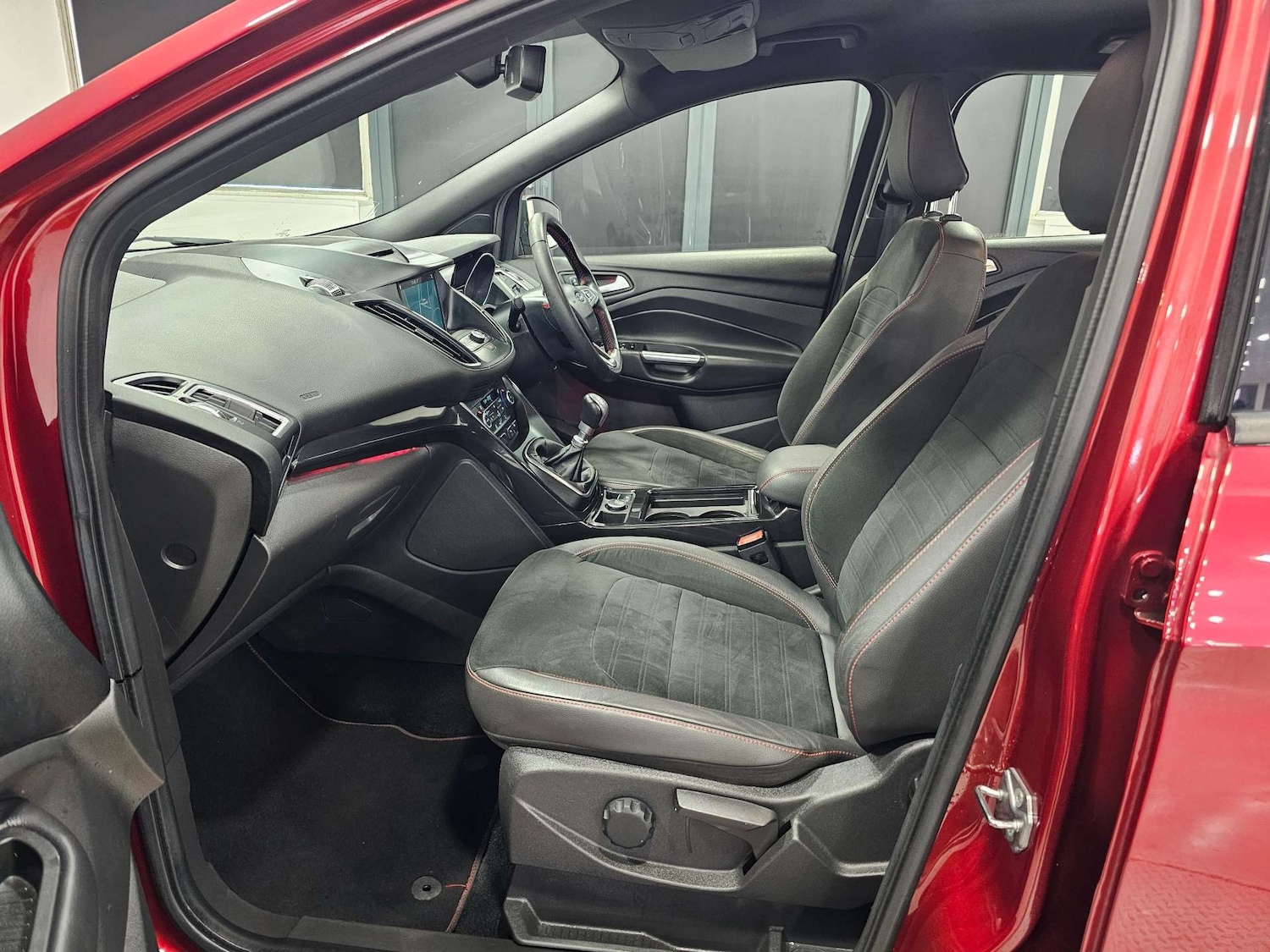 Used Ford Kuga 2018 for sale - 76972364: Photo 98