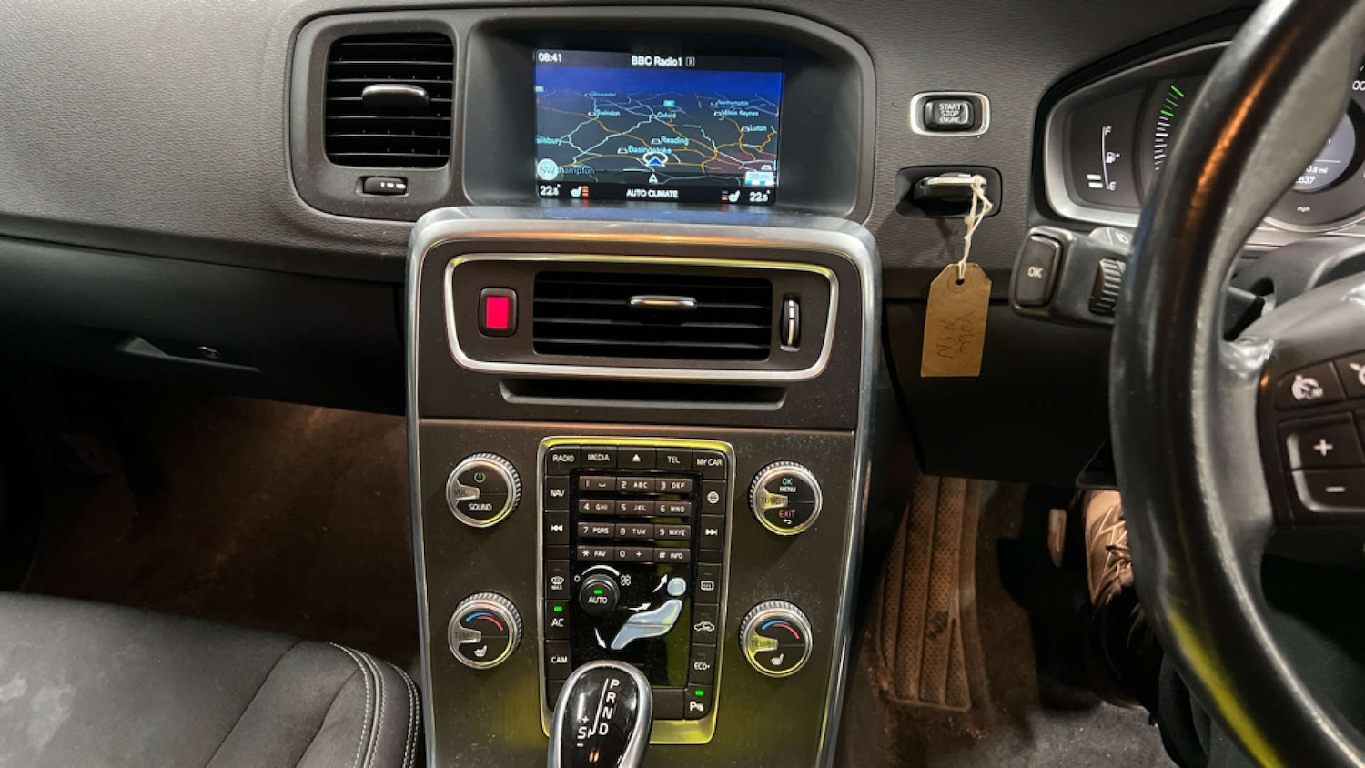 Used Volvo V60 2014 for sale - 77113503: Photo 14