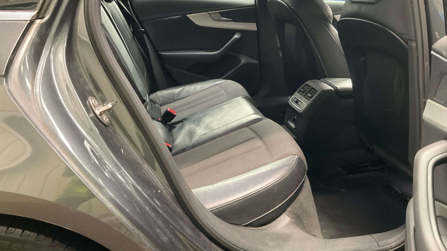 Used Audi A4 2017 for sale - 78165482: Photo 10