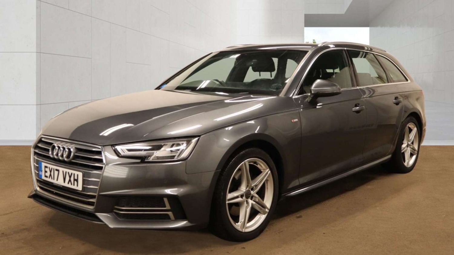 Used Audi A4 2017 for sale - 78165482: Photo 3