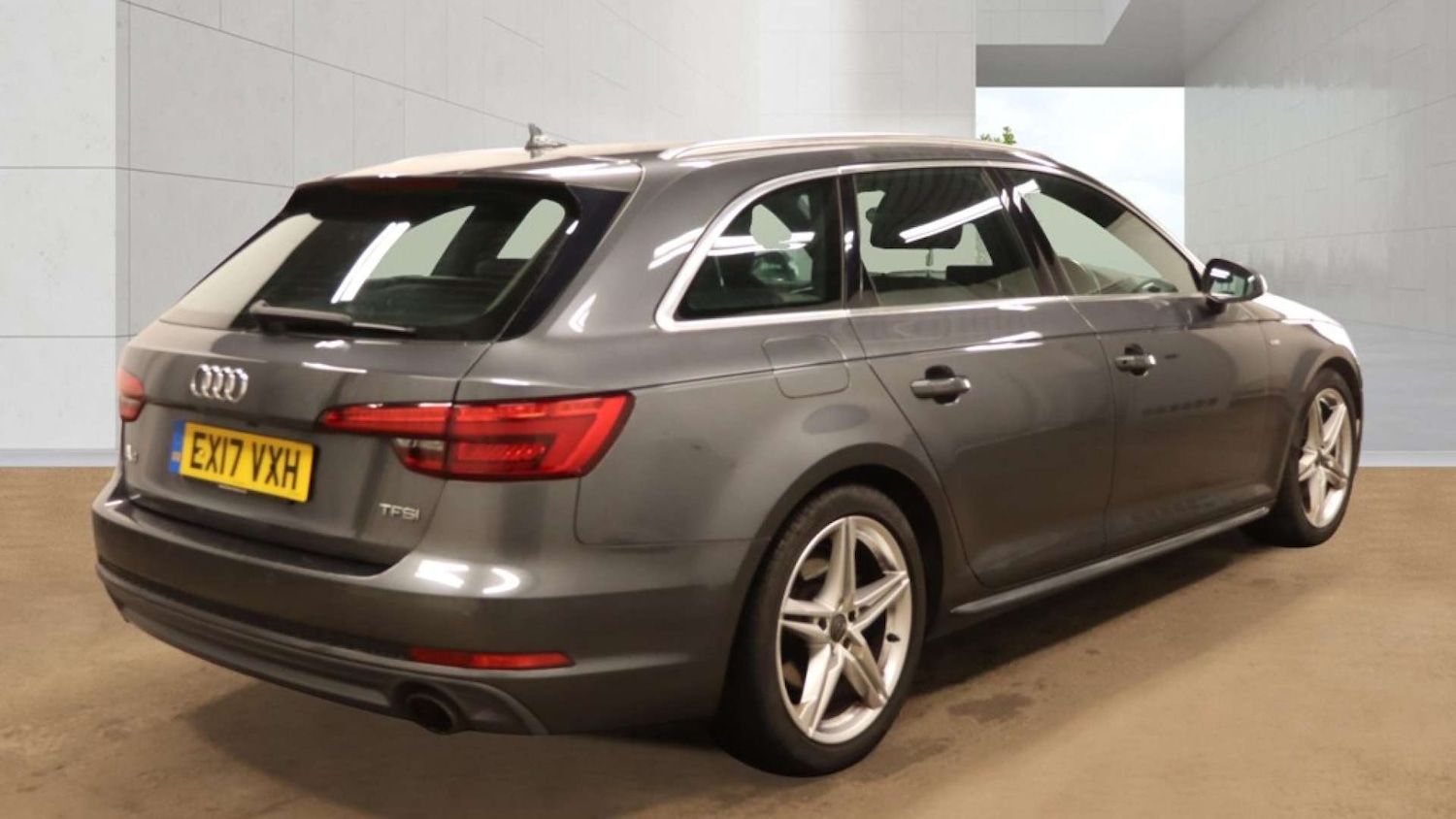 Used Audi A4 2017 for sale - 78165482: Photo 5