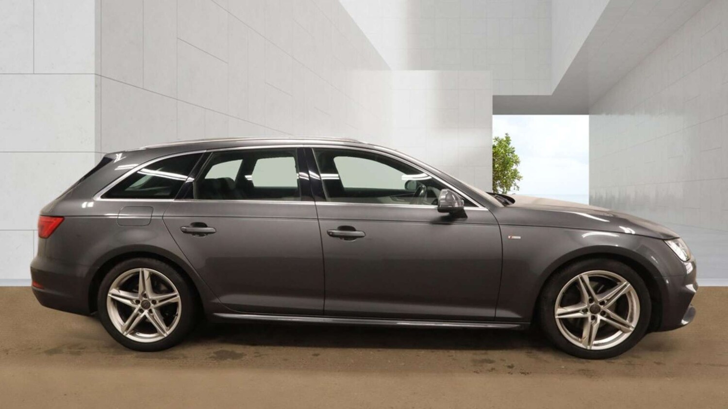 Used Audi A4 2017 for sale - 78165482: Photo 6