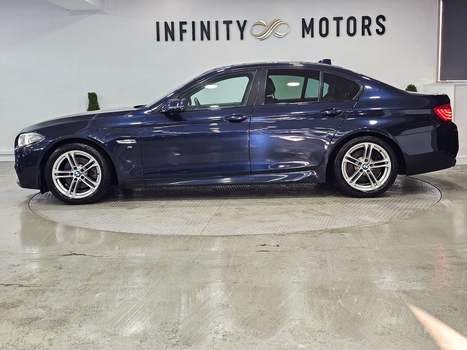 Used BMW 5 Series 2013 for sale - 76972346: Photo 19