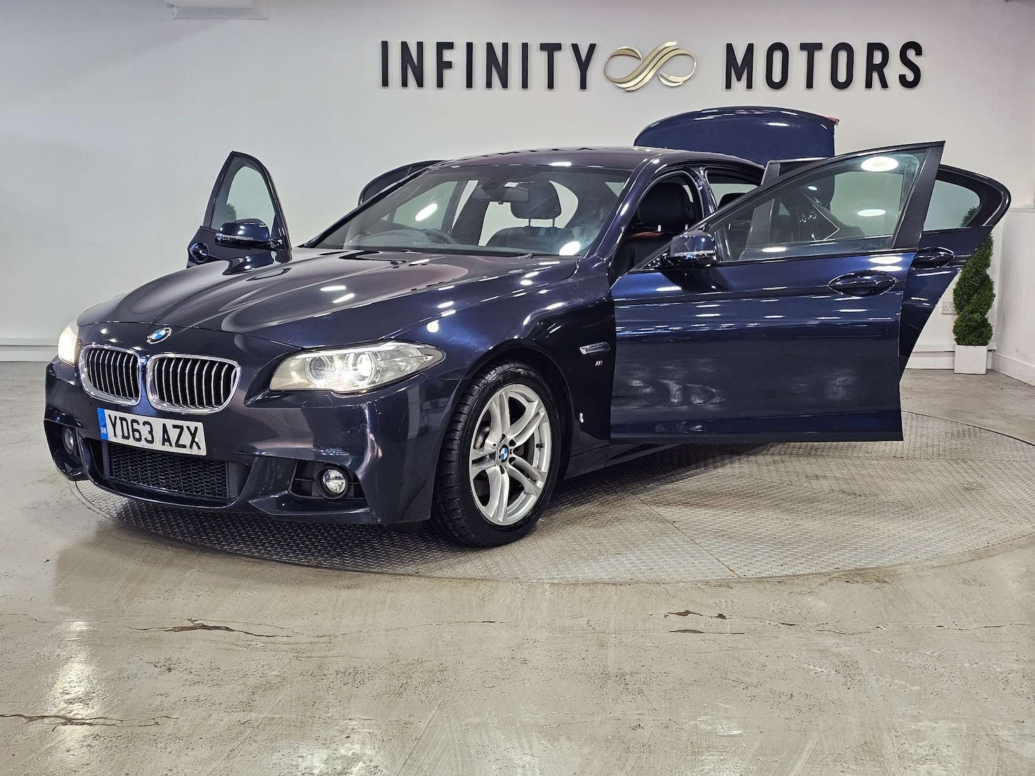 Used BMW 5 Series 2013 for sale - 76972346: Photo 44