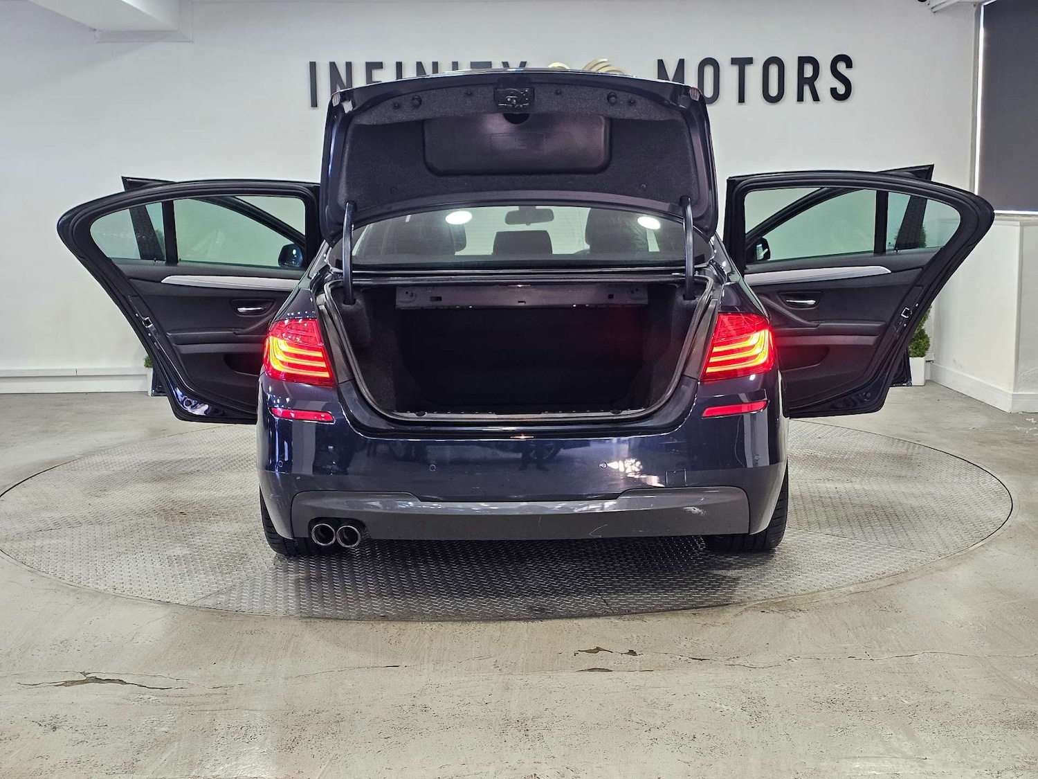 Used BMW 5 Series 2013 for sale - 76972346: Photo 47