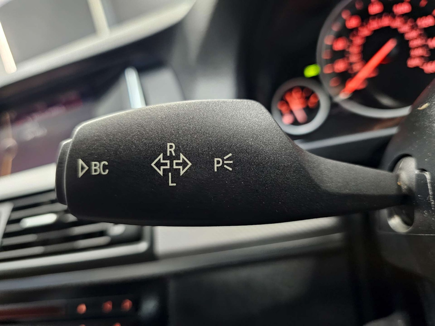 Used BMW 5 Series 2013 for sale - 76972346: Photo 60