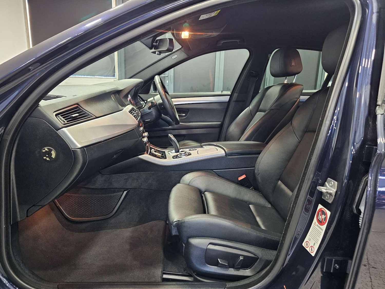 Used BMW 5 Series 2013 for sale - 76972346: Photo 90