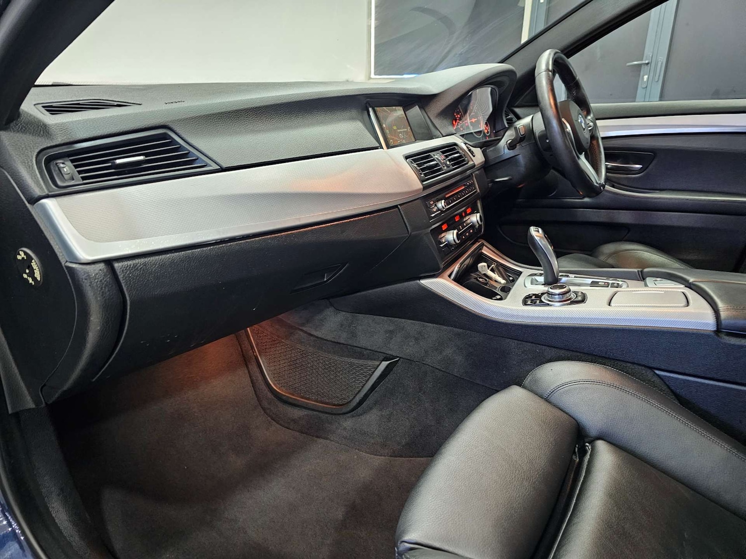 Used BMW 5 Series 2013 for sale - 76972346: Photo 91