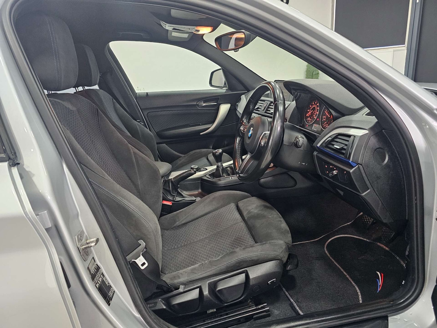 Used BMW 1 Series 2015 for sale - 76972444: Photo 2