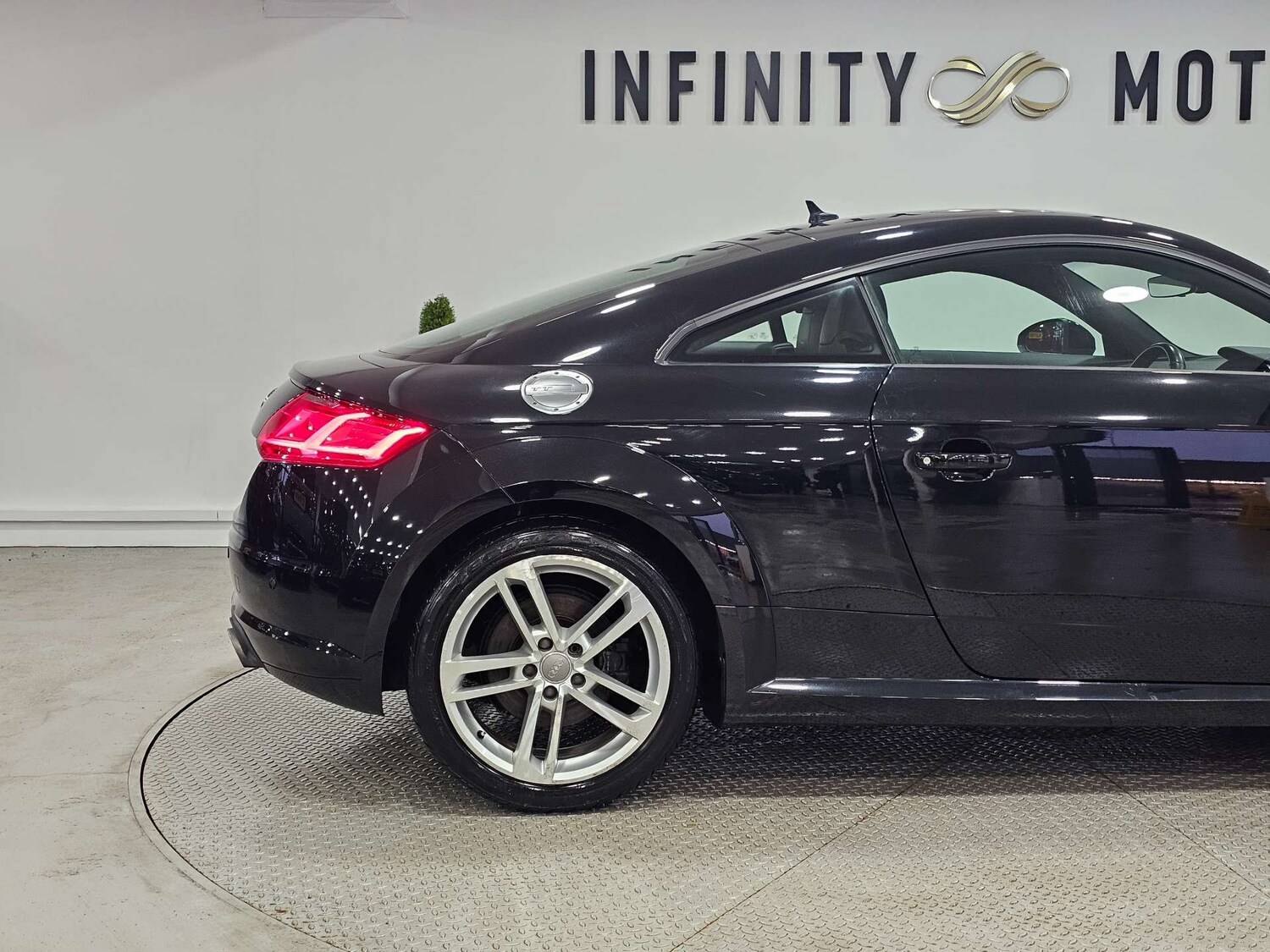 Used Audi TT 2015 for sale - 77087329: Photo 37