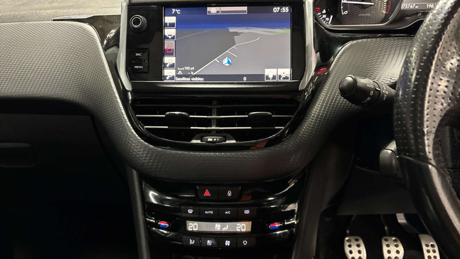 Used Peugeot 2008 2016 for sale - 77080219: Photo 14