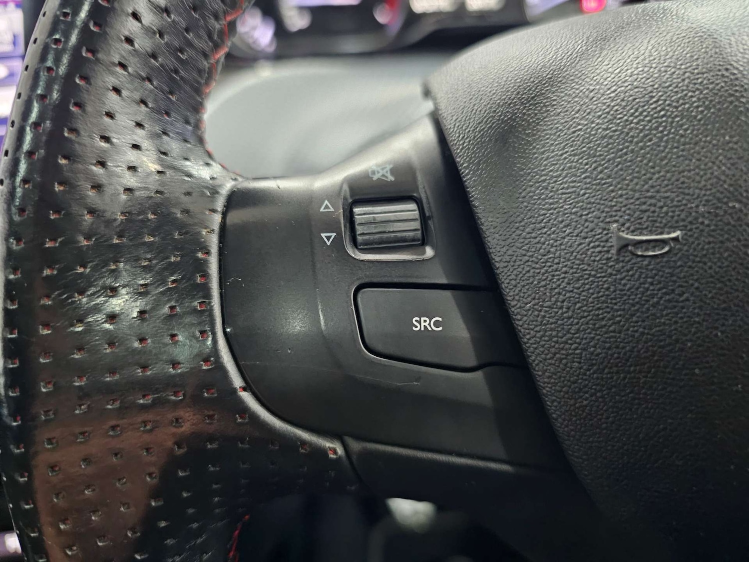 Used Peugeot 2008 2016 for sale - 77080219: Photo 27