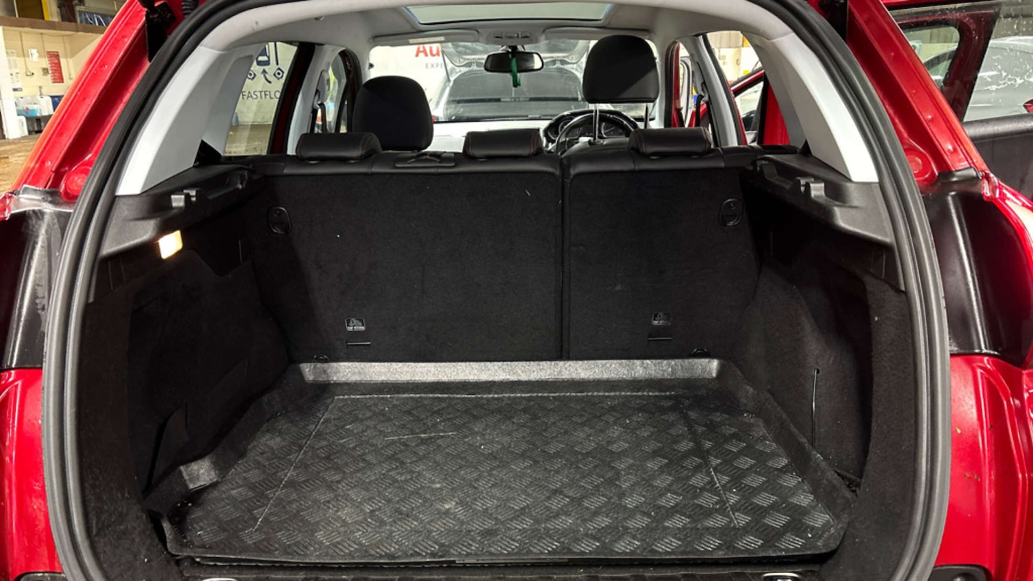 Used Peugeot 2008 2016 for sale - 77080219: Photo 9