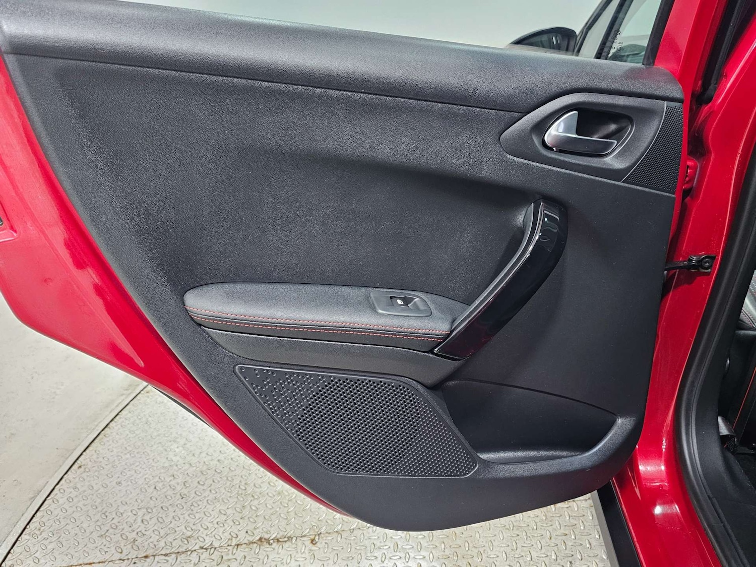 Used Peugeot 2008 2016 for sale - 77080219: Photo 93