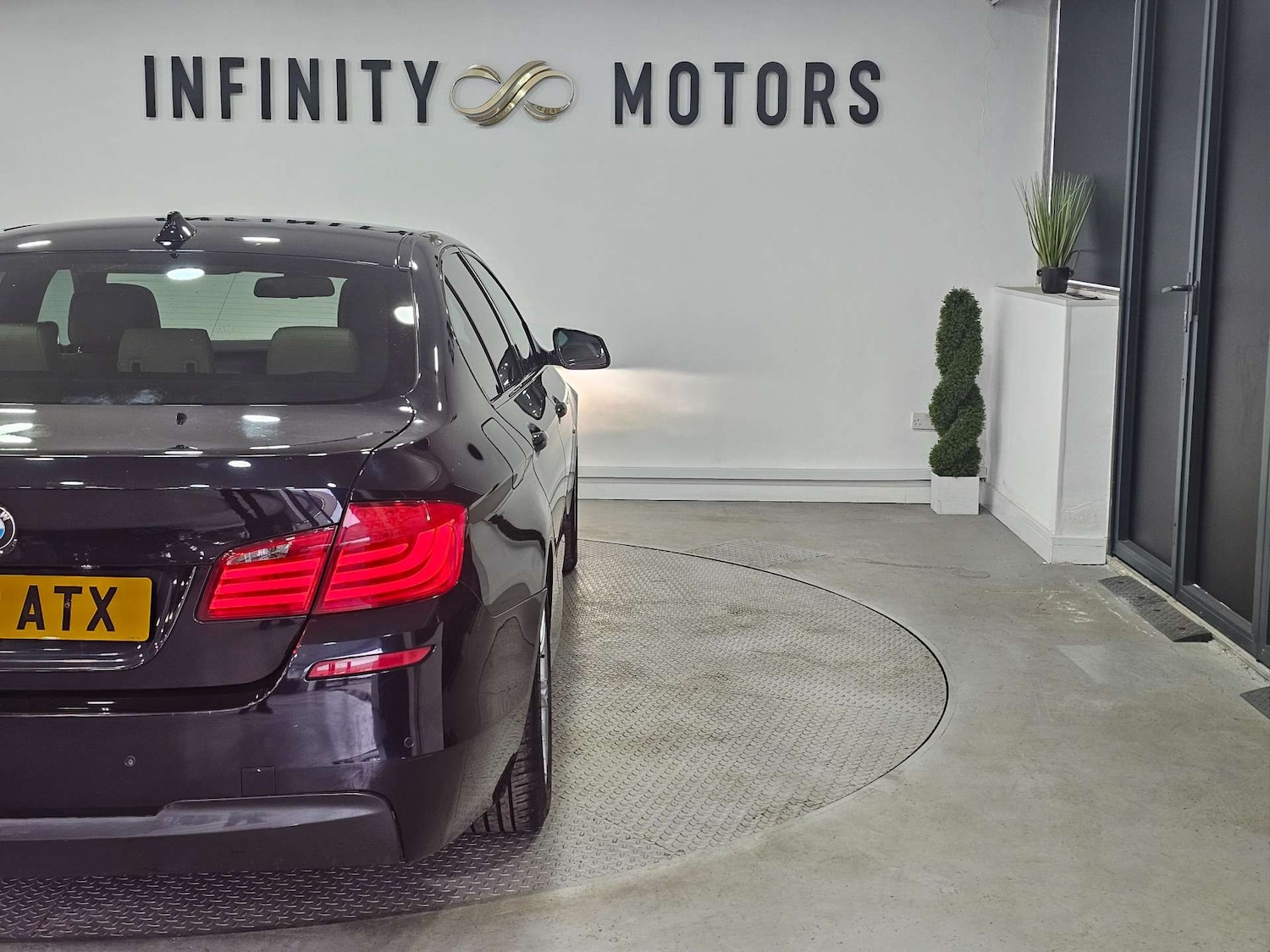 Used BMW 5 Series 2012 for sale - 77135713: Photo 25