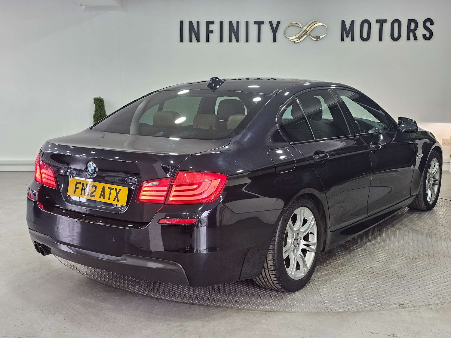 Used BMW 5 Series 2012 for sale - 77135713: Photo 26