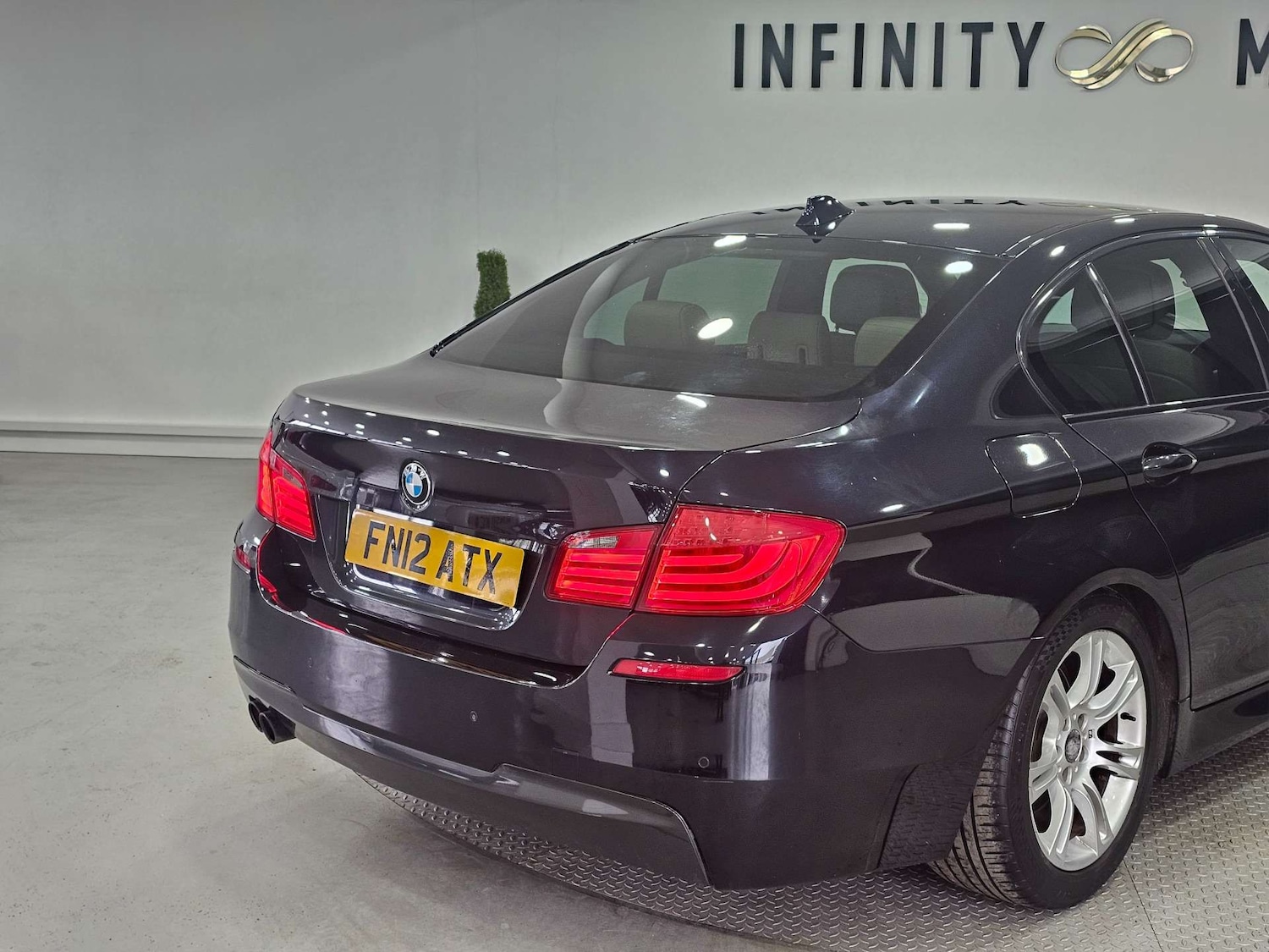 Used BMW 5 Series 2012 for sale - 77135713: Photo 27