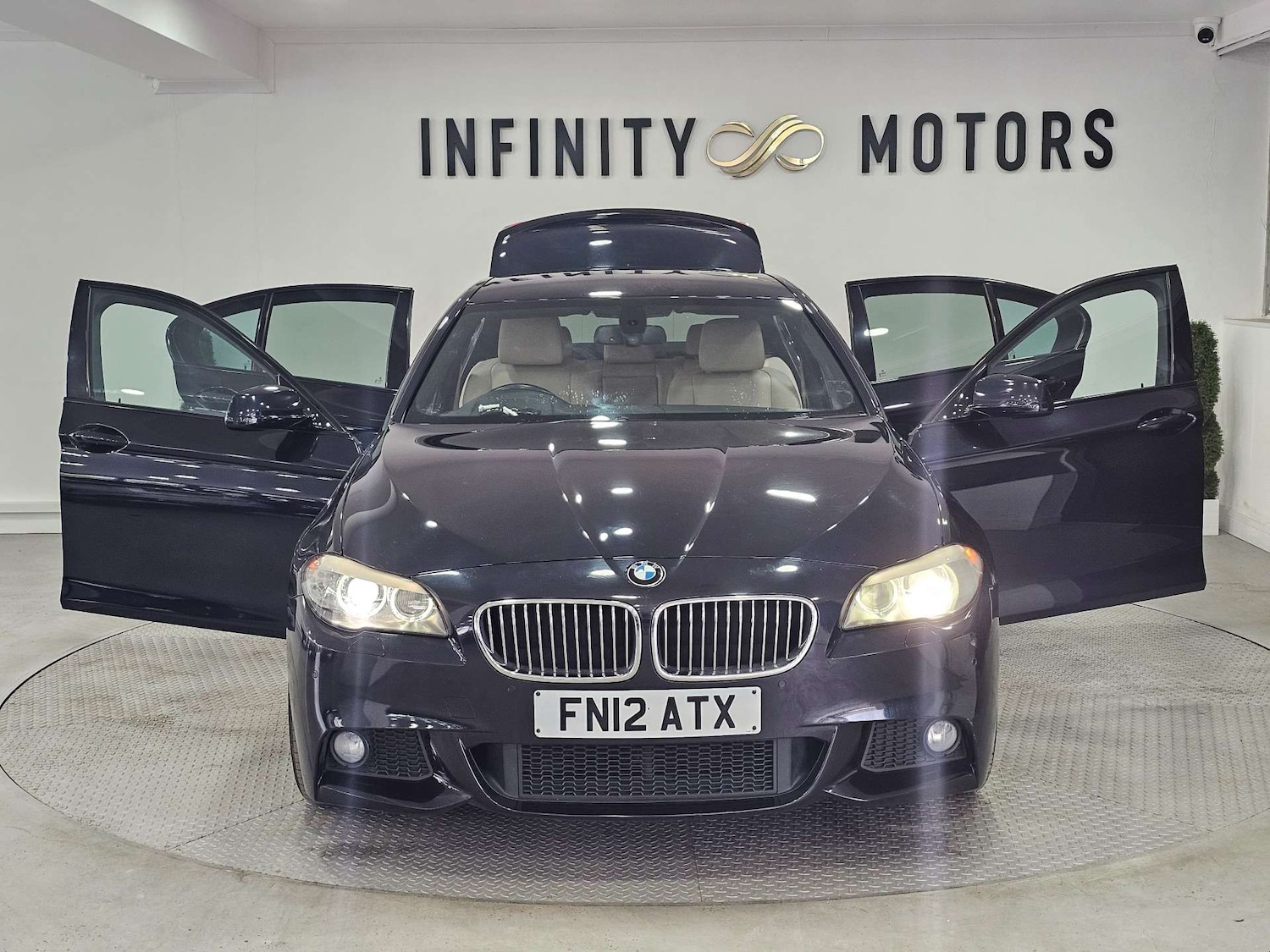 Used BMW 5 Series 2012 for sale - 77135713: Photo 48